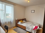 Inchiriez apartament de 3 camere , semidecomandat , etaj 4, situat in zona Facultatii de Medicina,str.Balea